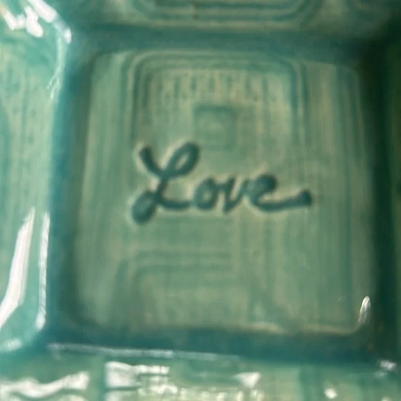 Lorraine Oerth Turquoise Ceramic “Love” Trinket Dish Jewelry - Picture 7 of 7